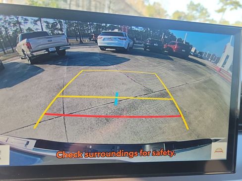 Certified 2025 Toyota Tacoma TRD Sport image 18