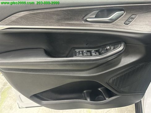 Used 2023 Jeep Grand Cherokee L Limited AWD/4WD image 25