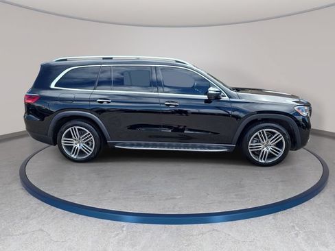 Used 2024 Mercedes-Benz GLS 450 4MATIC image 5