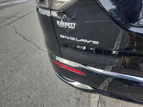 Certified 2024 Buick Enclave Avenir w/ Avenir Technology Package image 5