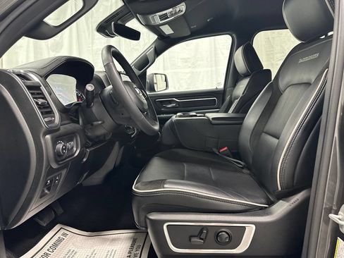 Used 2025 RAM 1500 Laramie AWD/4WD image 14
