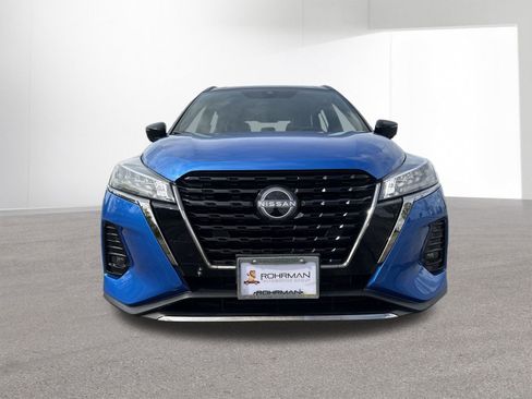 Used 2023 Nissan Kicks SR w/ SR Premium Package FWD image 38