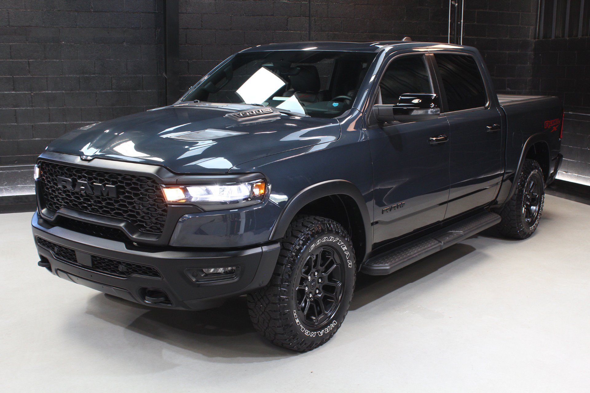 Used 2025 RAM 1500 Rebel w/ Rebel Level 2 Equipment Group AWD/4WD image 4
