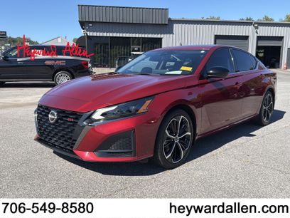 Used 2023 Nissan Altima 2.5 SR w/ SR Premium Package