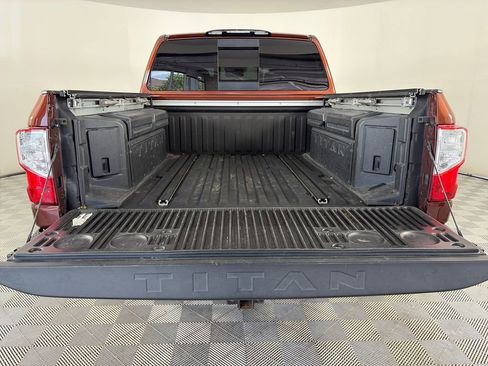 Used 2017 Nissan Titan Platinum Reserve AWD/4WD image 28