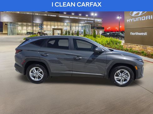 Certified 2026 Hyundai Tucson SE FWD image 6