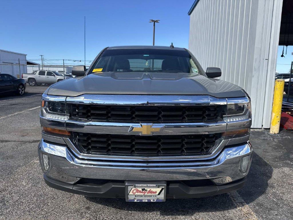 Used 2017 Chevrolet Silverado 1500 LT w/ All Star Edition RWD image 2