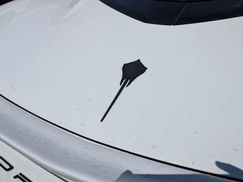 Used 2024 Chevrolet Corvette Stingray Premium Cpe w/ Z51 Performance Package RWD image 9