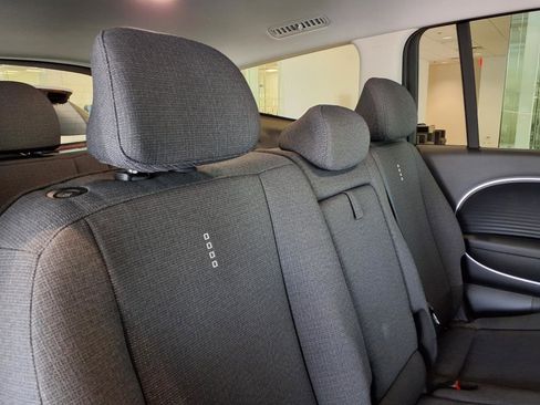 New 2026 Hyundai Ioniq 9 SE image 9