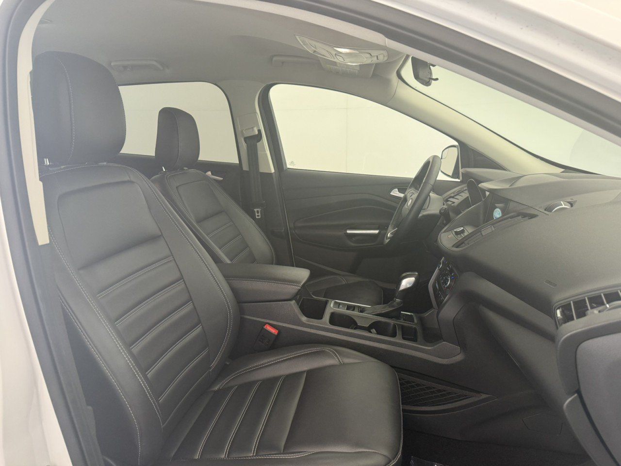 Used 2019 Ford Escape SEL AWD/4WD image 10