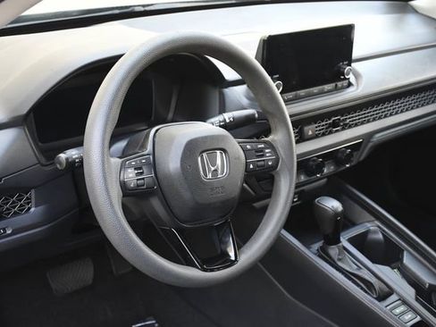 Used 2023 Honda Accord LX image 19