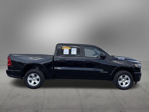 Used 2025 RAM 1500 Big Horn AWD/4WD image 5