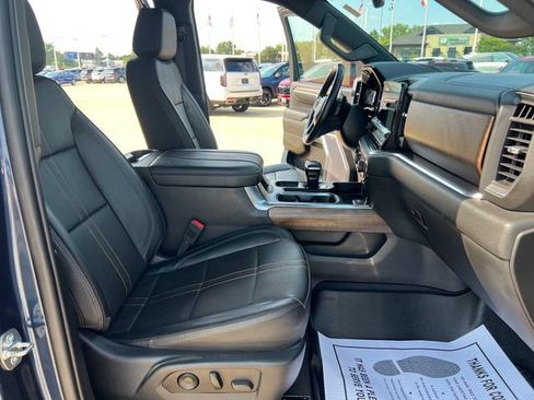 Certified 2023 Chevrolet Silverado 1500 High Country w/ LPO, Dark Essentials Package AWD/4WD image 14