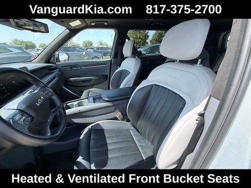 Used 2024 Kia EV9 GT-Line AWD/4WD image 15