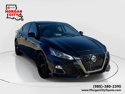 Used 2021 Nissan Altima 2.5 SR w/ SR Premium Package