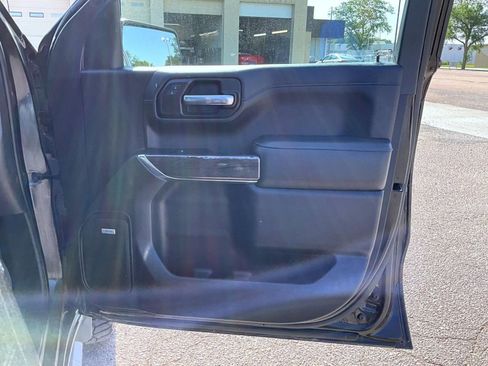 Used 2022 Chevrolet Silverado 1500 LTZ AWD/4WD image 16