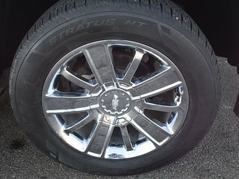 Used 2016 Chevrolet Silverado 1500 High Country image 48