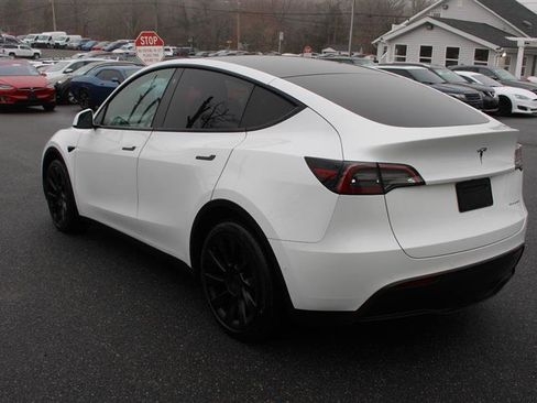 Used 2021 Tesla Model Y Long Range image 6