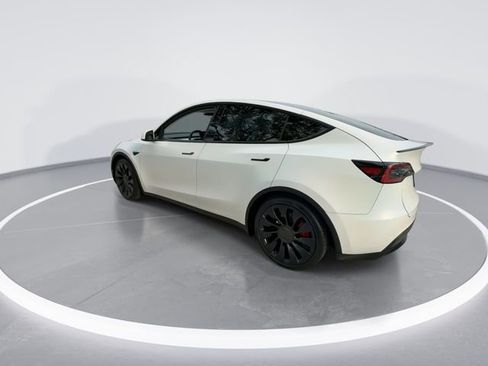 Used 2023 Tesla Model Y Performance AWD/4WD image 5