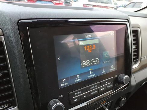 Used 2023 Nissan Frontier SV w/ Technology Package image 19