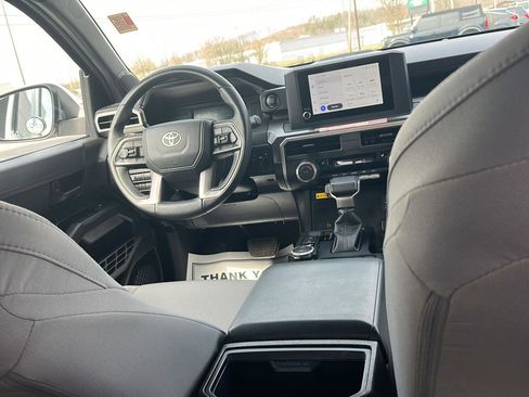 Used 2025 Toyota Tacoma SR5 w/ SR5 Upgrade Package image 26