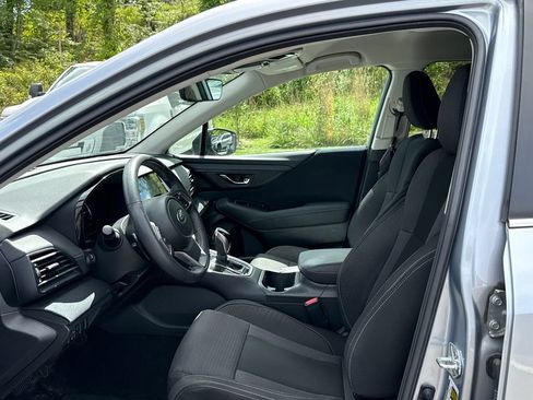 Used 2024 Subaru Outback Premium AWD/4WD image 4