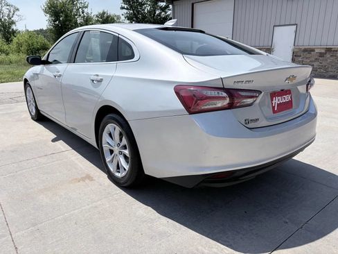 Used 2021 Chevrolet Malibu LT FWD image 8