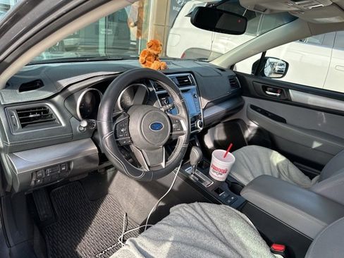 Used 2018 Subaru Outback 2.5i Premium image 13