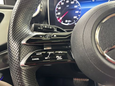 Used 2023 Mercedes-Benz GLC 300 4MATIC image 44