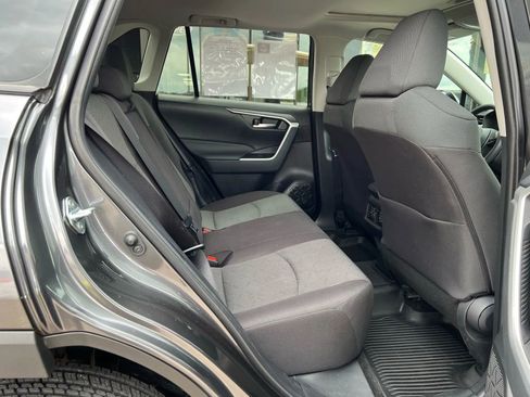 Used 2023 Toyota RAV4 XLE image 18