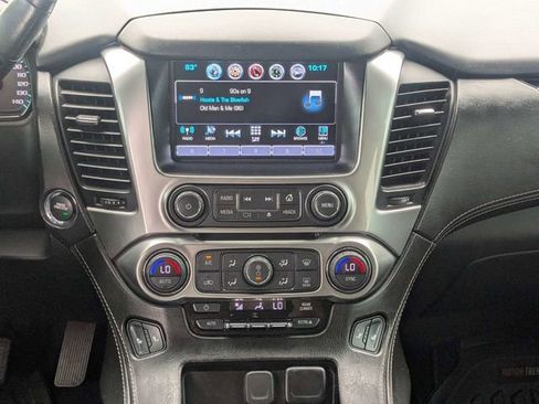 Used 2019 Chevrolet Tahoe LT w/ Luxury Package RWD image 18