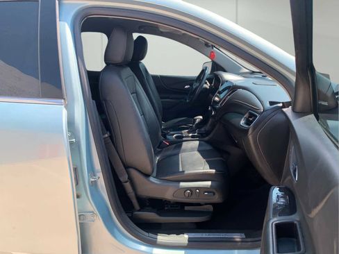 Used 2022 Chevrolet Equinox Premier FWD image 16