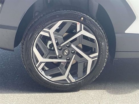 New 2026 Hyundai Kona SEL Premium image 7