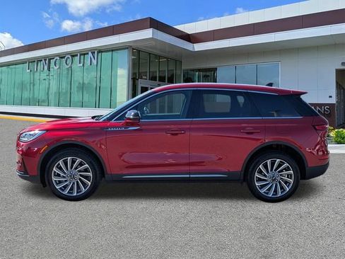 Certified 2025 Lincoln Corsair Reserve FWD image 7
