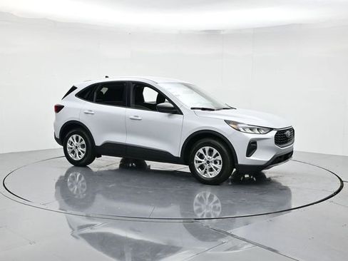 New 2026 Ford Escape Active image 4