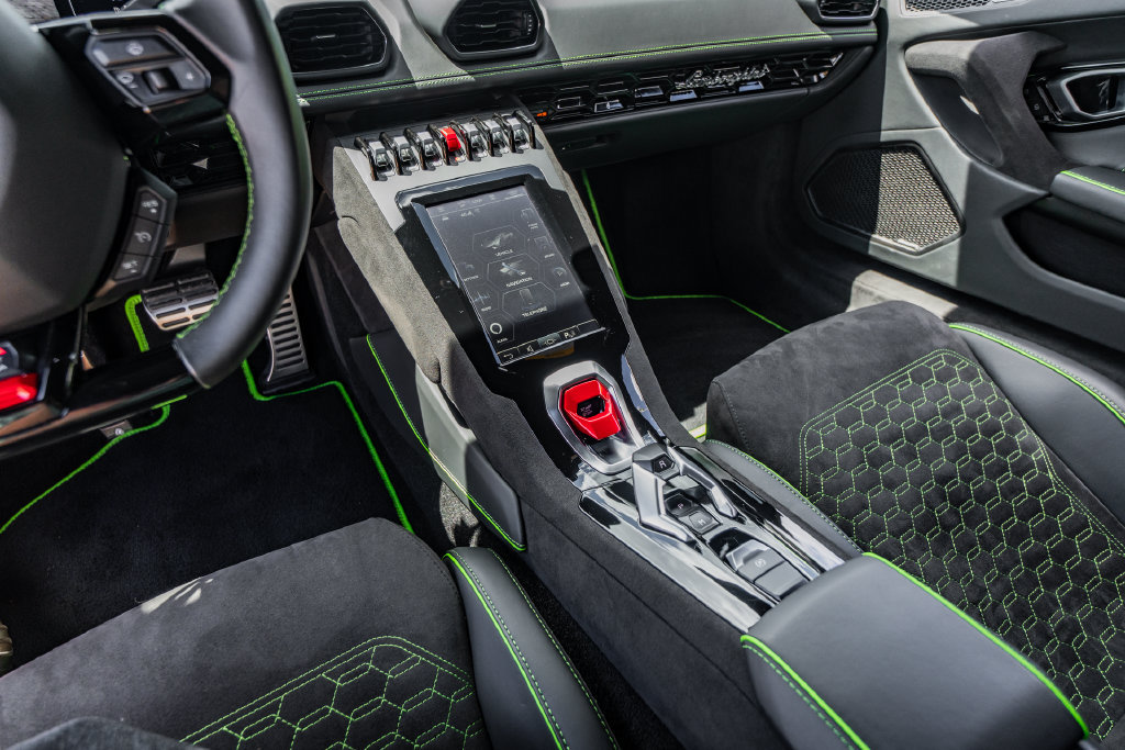 Used 2024 Lamborghini Huracan Tecnica RWD image 26