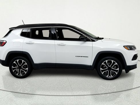 Used 2023 Jeep Compass Limited w/ Sun and Sound Group AWD/4WD image 6