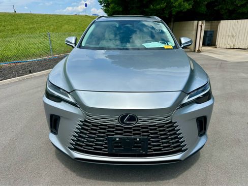 Used 2023 Lexus RX 350 Premium w/ Accessory Package AWD/4WD image 2