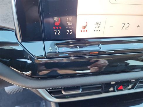 New 2026 Volkswagen Atlas SE image 15