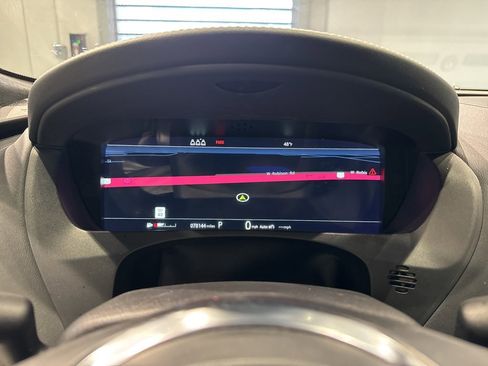 Used 2019 Jaguar F-PACE R-Sport image 26