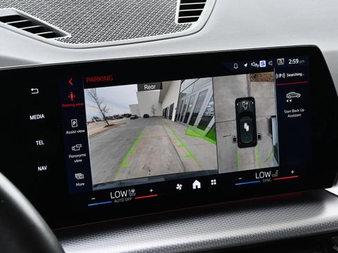 Certified 2024 BMW X1 M35i w/ Premium Package image 17