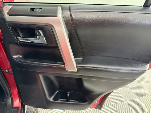 Used 2023 Toyota 4Runner SR5 Premium w/ Moonroof Package RWD image 27