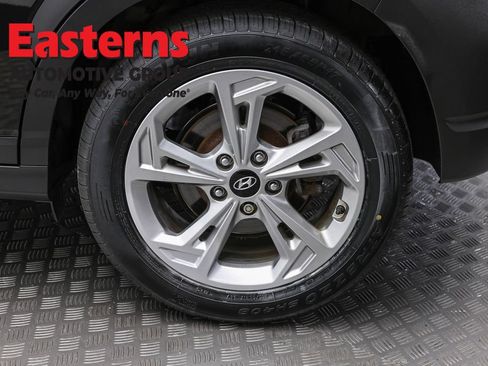 Used 2023 Hyundai Kona SEL w/ Cargo Package AWD/4WD image 8