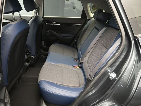 Used 2025 Kia Seltos S AWD/4WD image 20