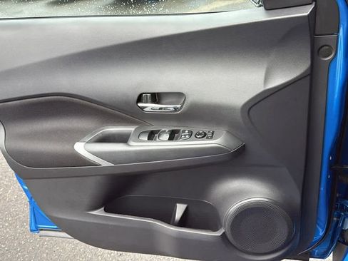 Certified 2024 Nissan Kicks SV image 18