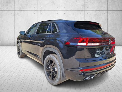 New 2026 Volkswagen Atlas Cross Sport SEL R-Line image 3