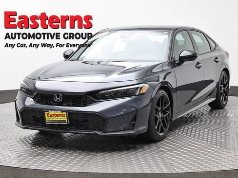 Used 2025 Honda Civic Sport image 1