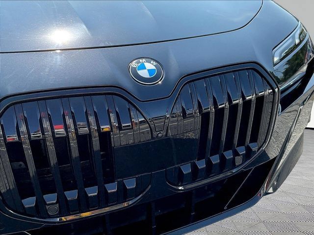 Used 2023 BMW 740i RWD image 32