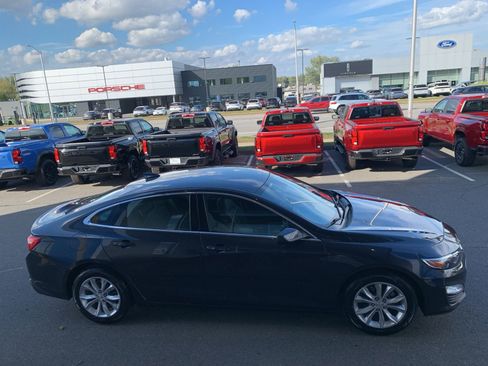 Used 2023 Chevrolet Malibu LT image 4