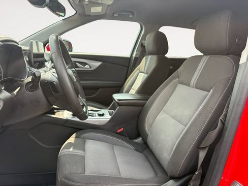 Used 2023 Chevrolet Blazer LT w/ Convenience Package FWD image 9